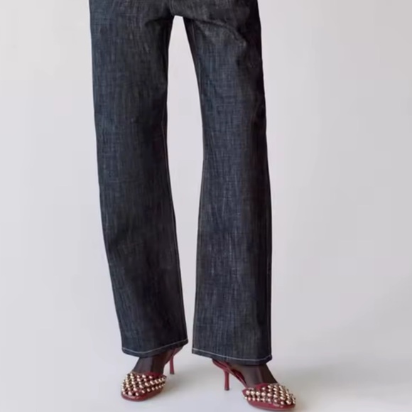 ZARA • Burgundy Woven Studded Heels - Picture 6 of 8